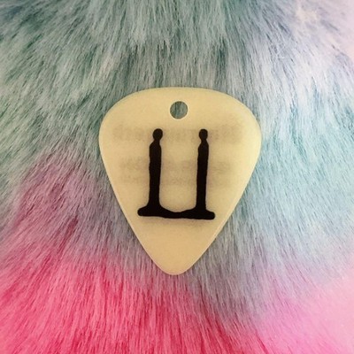 G-DRAGON 2025 WORLD TOUR ENCORE guitar pick