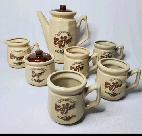 Fine Quality Japanese Ceramic Coffee Pot Set, 4 Mugs, Creamer, Sugar  Vintage