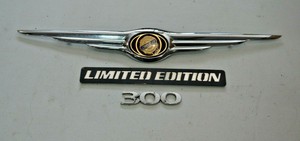 Эмблема крайслер 300с