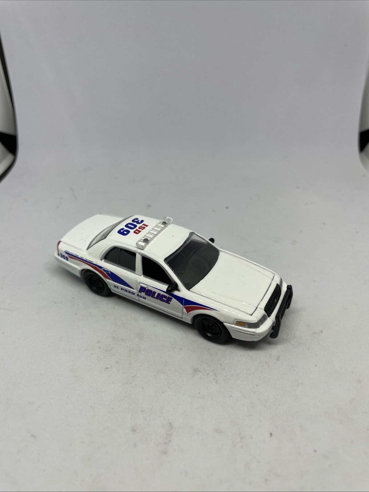 Greenlight HOT PURSUIT EL PASO ISD 2008 Crown Victoria Police 1:64 Series 6