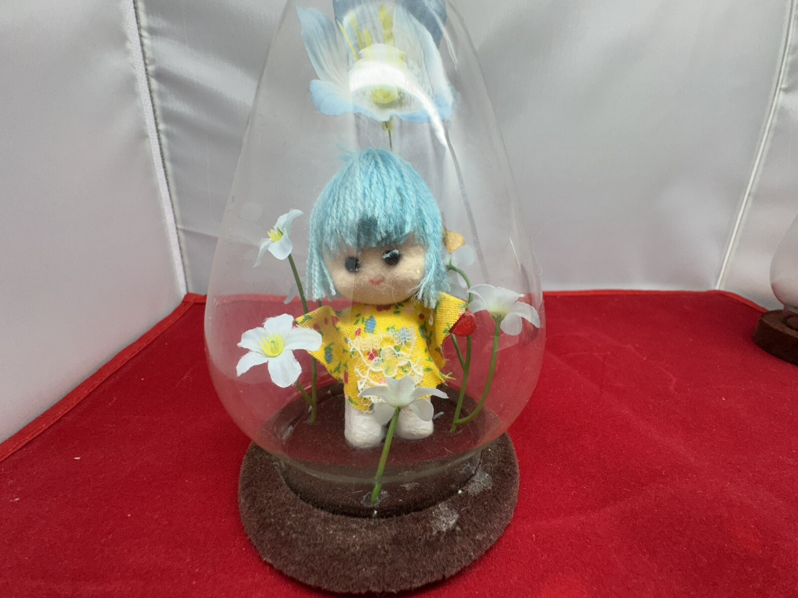 Vtg Flower Girl Figurine Doll In Glass Egg Cloche