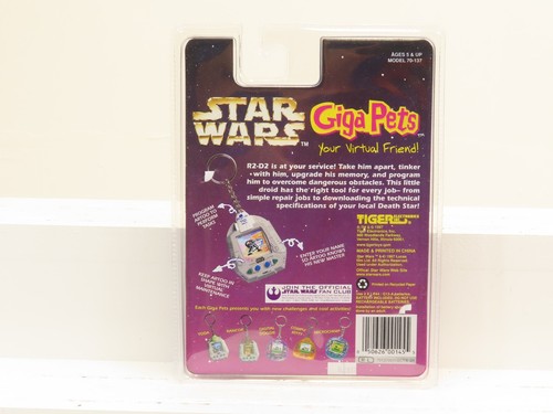 Tiger 70-137 Star Wars Giga Pets R2-D2 NIB - Picture 2 of 3