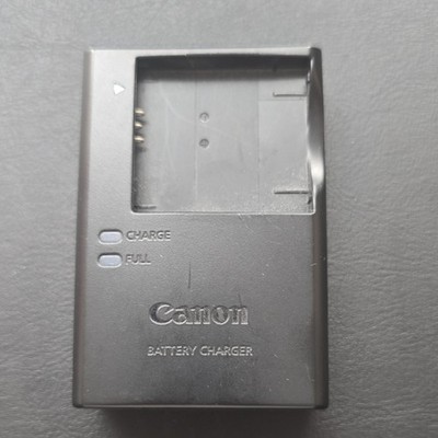 Canon CB-2LD Battery Charger for PowerShot 100-240V Black LED Indicator