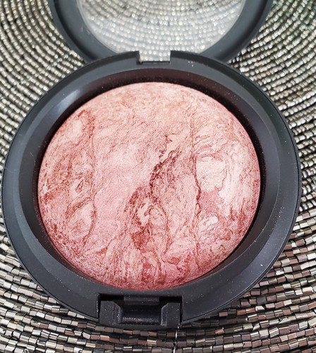 Mac Mineralize Skinfinish~PETTICOAT~New In Box, Limited Edition, Hard To Find - Picture 6 of 7