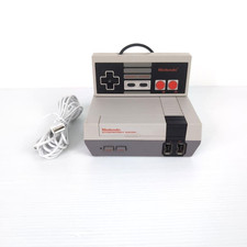 Console NES Mini ORIGINALE con Controller e Alimentatore - Testato