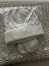 Old Navy Toddler Knit Hat Cap Beanie And Mittens Cream Cableknit Size Small NWT