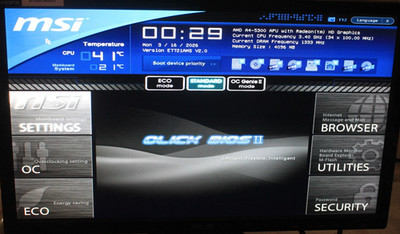 MSI FM2-A75MA-E35  MS-7721  VER : 1.3 + AMD A5-5300 SERIES CPU 3.4 GHz & 4GB RAM