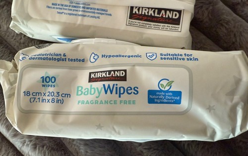Kirkland Signature Baby Wipes, Ultra-Soft, Unscented Wipes 100 Ct- 2 Pack (200) - Picture 5 of 8