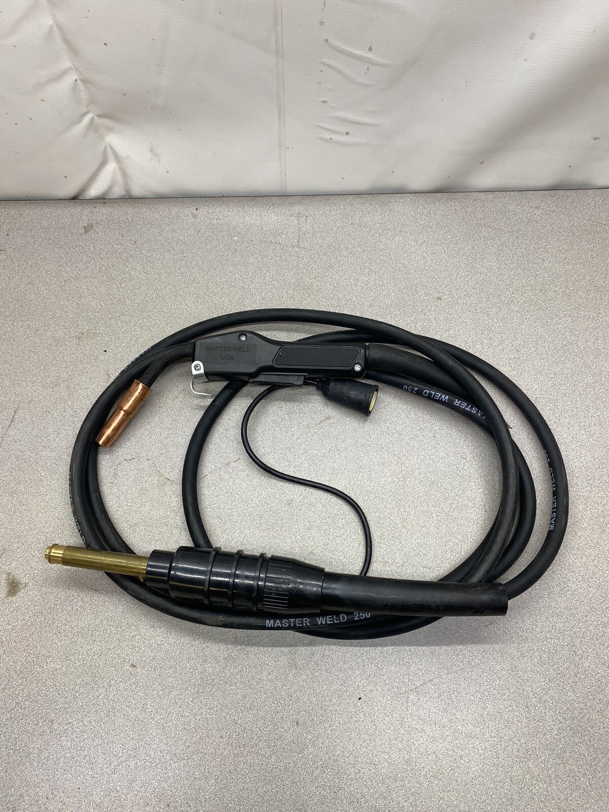 Masterweld Products MWL215-3035 MIG Gun TW2 180 AMP, 15', 030-035, LINCOLN