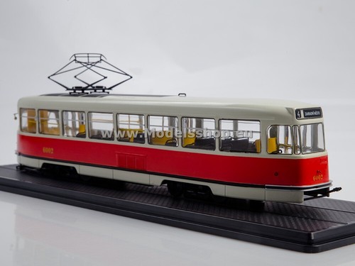 SSM4068 Tatra T2 Straßenbahn, Trassennr. 4 /rot-weiß/ - Bild 3 von 6