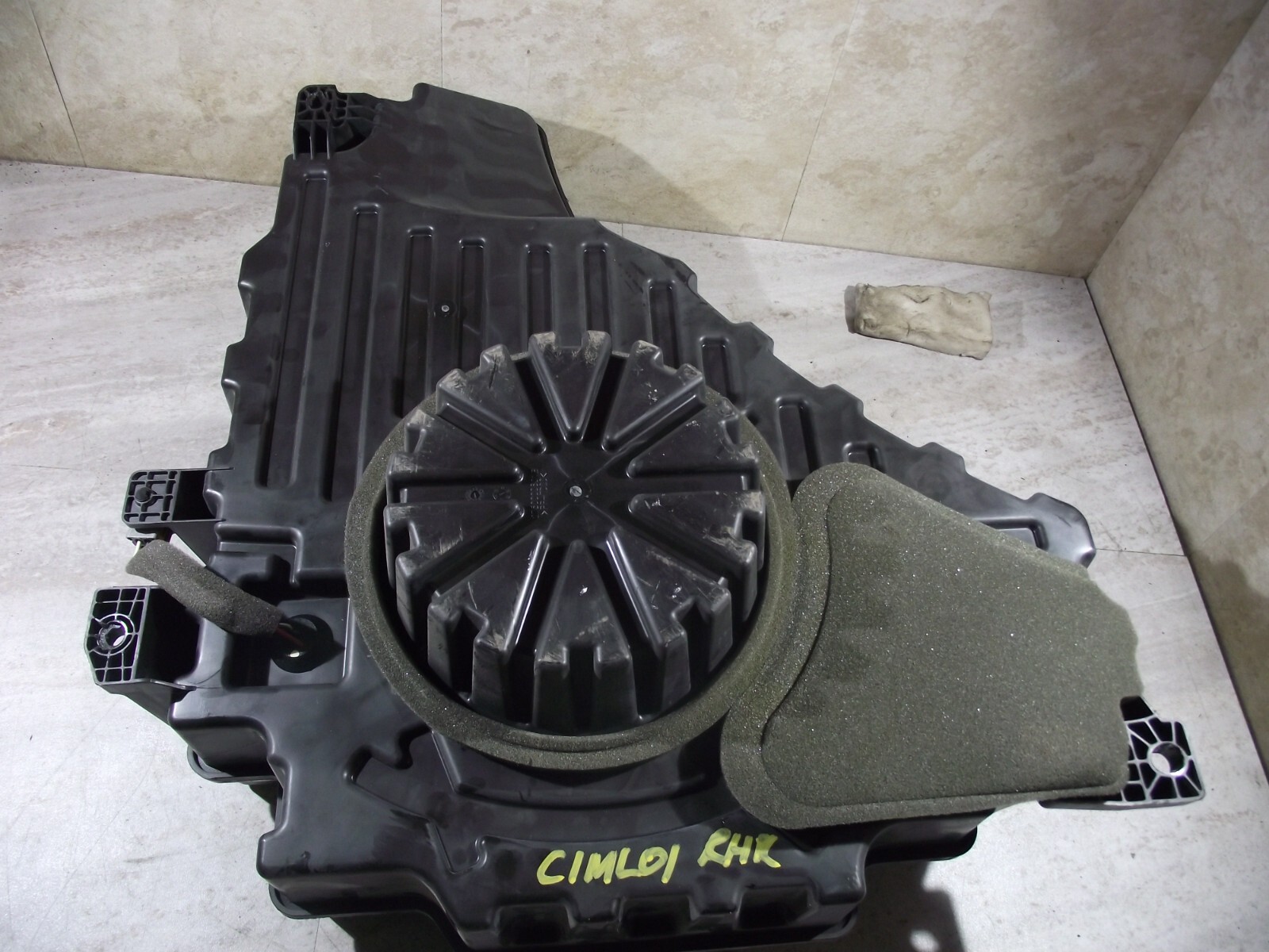 201222 JEEP GRAND CHEROKEE, SUB SUBWOOFER SPEAKER & ENCLOSURE BOX