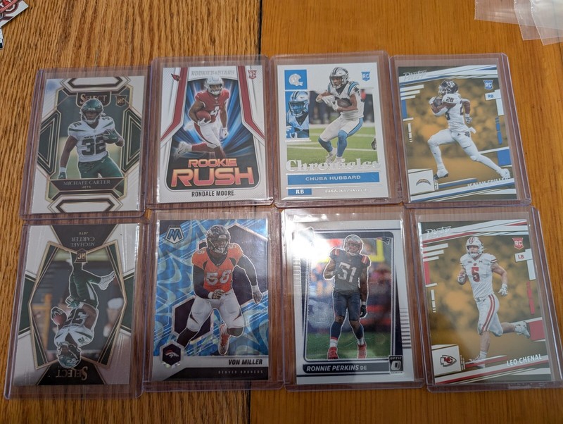 Lot Of 8 NFL Spotscards In Plastic Sleeves 