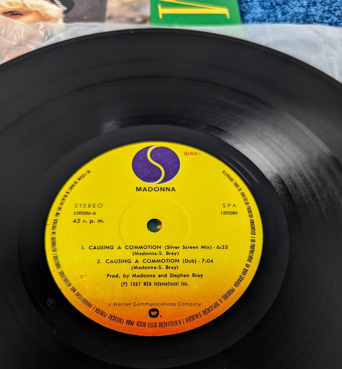 MADONNA CAUSING A COMMOTION 12'' VINYL PORTUGAL MAXI LP 1987 Who's