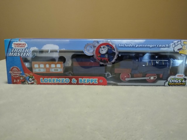 thomas and friends trackmaster lorenzo