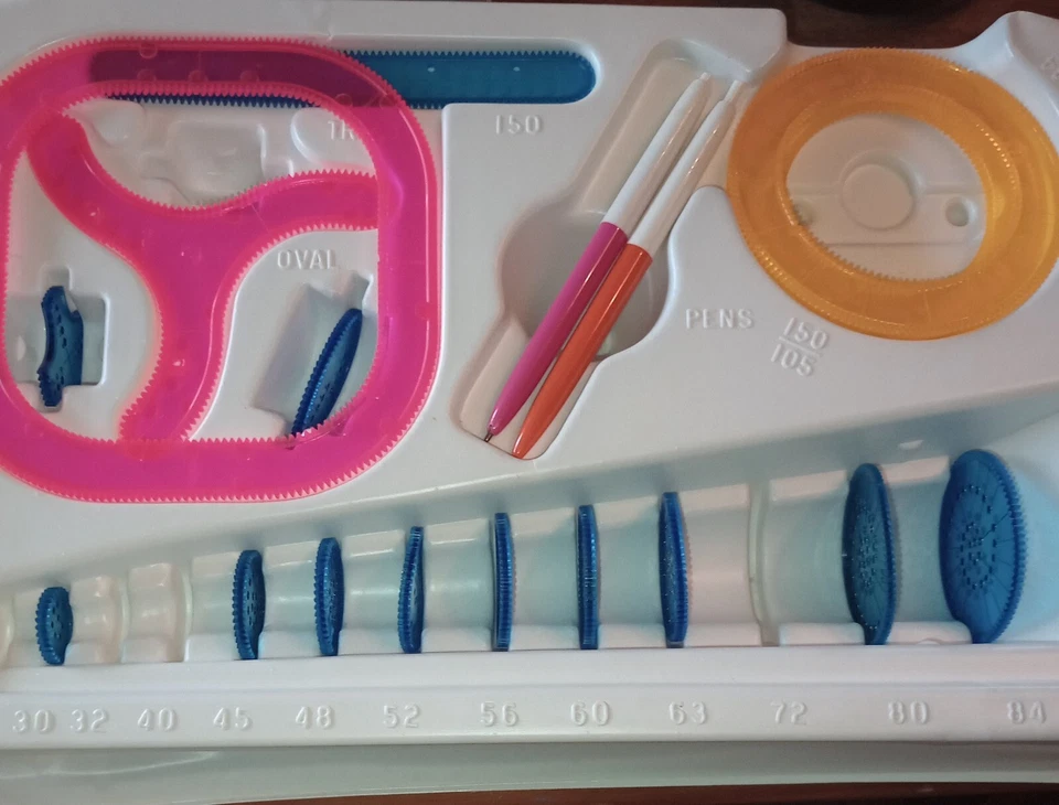 SPIROGRAPH Design Toy w/ Wheels & Gears Original Box w Tray Kenner 1986  - Image 2 of 4