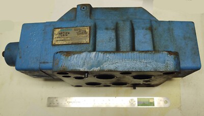 Large Hydraulic Valve 88lb Vickers DG5S4 109A-853 NOS