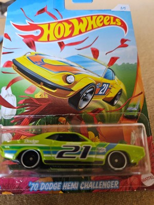 Hot Wheels 2021 Spring Rides 70 Dodge Hemi Challenger 3/5
