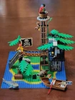 LEGO Pirates: Forbidden Island (6270) Complete, no box/instructions