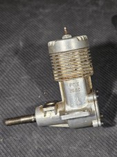 Fox .25 RC Model Airplane Engine  *FOR PARTS*