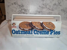 Vintage AM/FM Radio Little Debbie Snack Oatmeal Cream Pies Advertisement WORKS