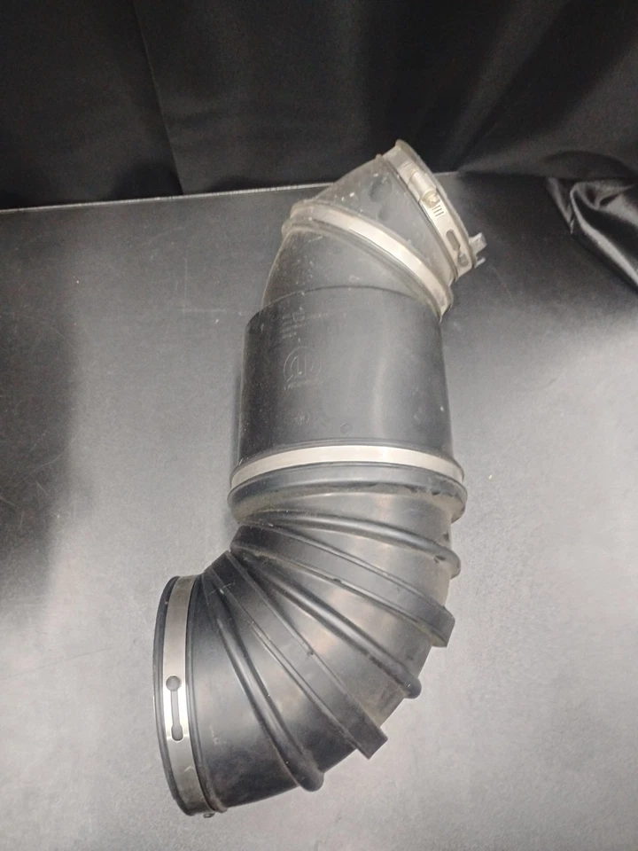 19-24  RAM 2500 3500 6.7L Diesel Cummins  Air Box Intake MOPAR OEM 68321026AC - Image 3 of 4