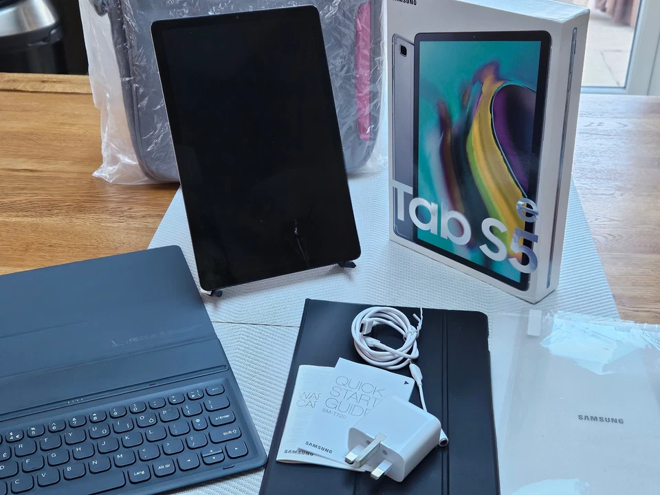 Samsung Galaxy Tab S5e · 64GB · Wi-Fi, photo 2 of 5