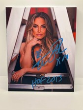 Trish Stratus Wrestling Cards, Autograph and Memorabilia Guide 25