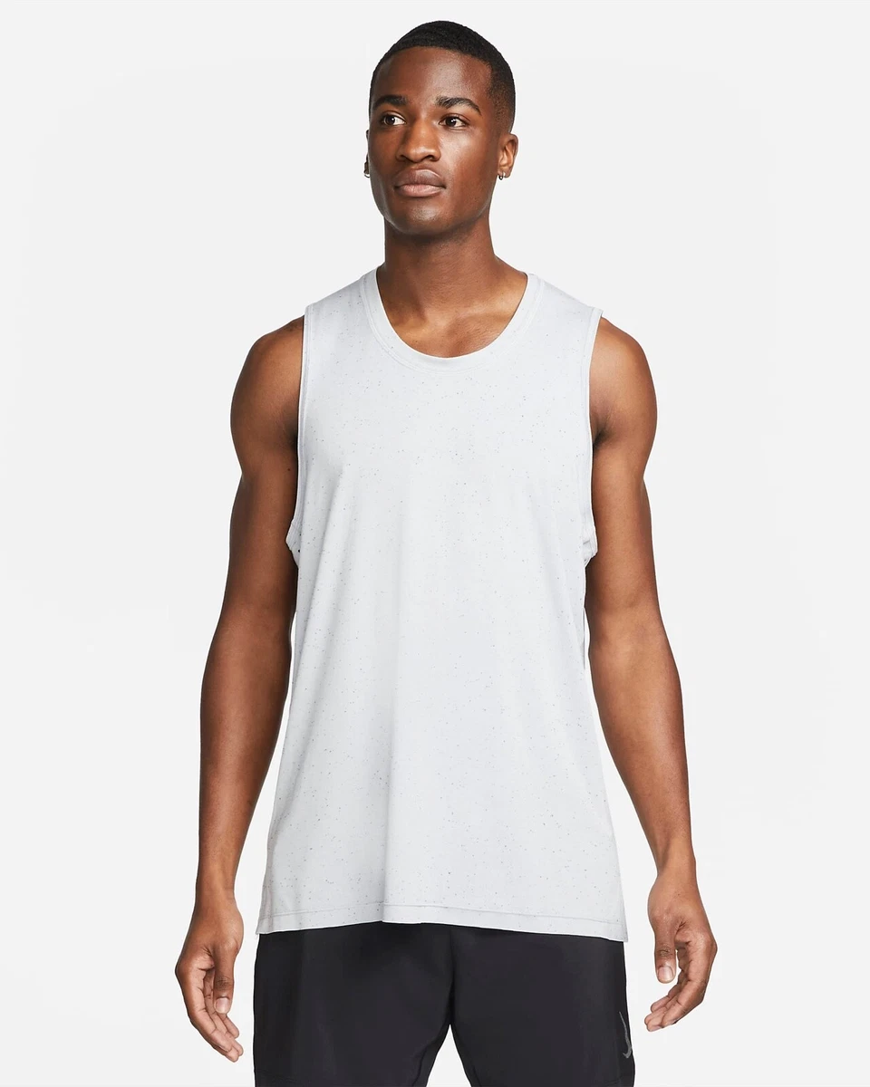 NWT Nike Men's Dri-Fit Yoga Tank Size XL 2XL DN1523