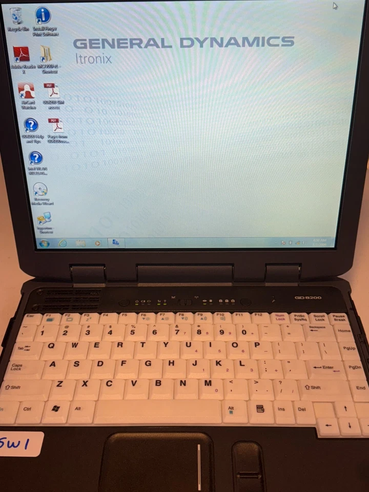 Computadora resistente Itronix General Dynamics GD8200 Foto 2 de 4