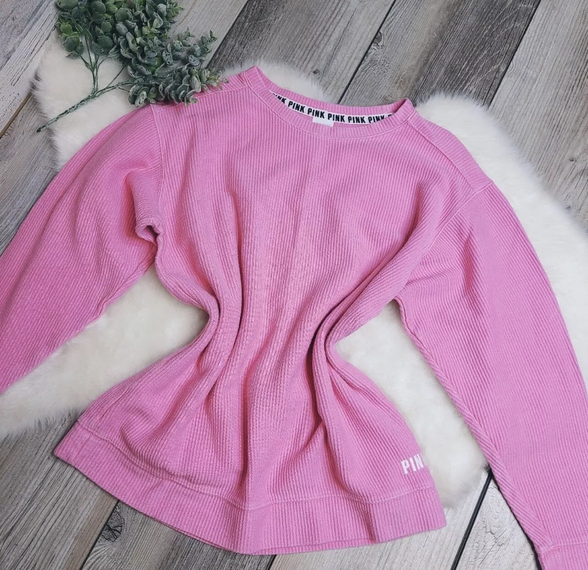 PINK Victoria s Secret Solid Ribbed Campus Crew Neck Sweatshirt Size M