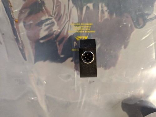BANNER QMT42VN6AFV400Q 10-30V DC PROXIMITY CENTER TO 400MM - Picture 5 of 8