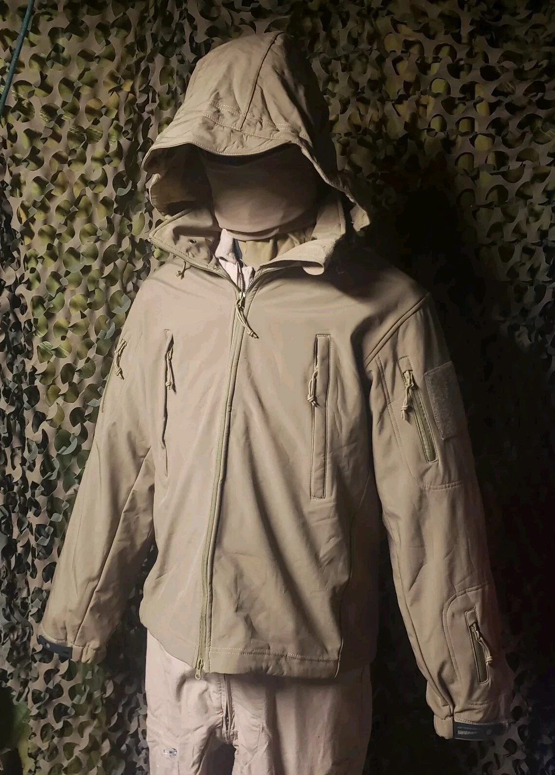 Warm Rothco Jacket Size Large, Big Stowable/Removable Hood, Good-Very Good Cond.