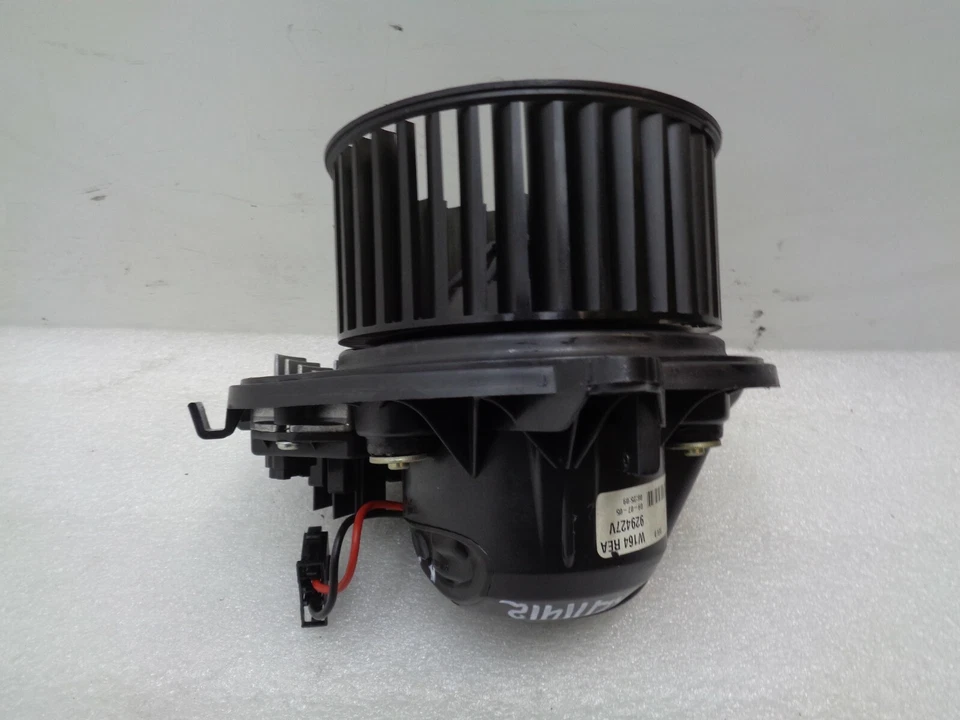Mercedes R500 W251 2006-2007 calefacción trasera ventilador motor OEM AK2111412 Foto 4 de 4