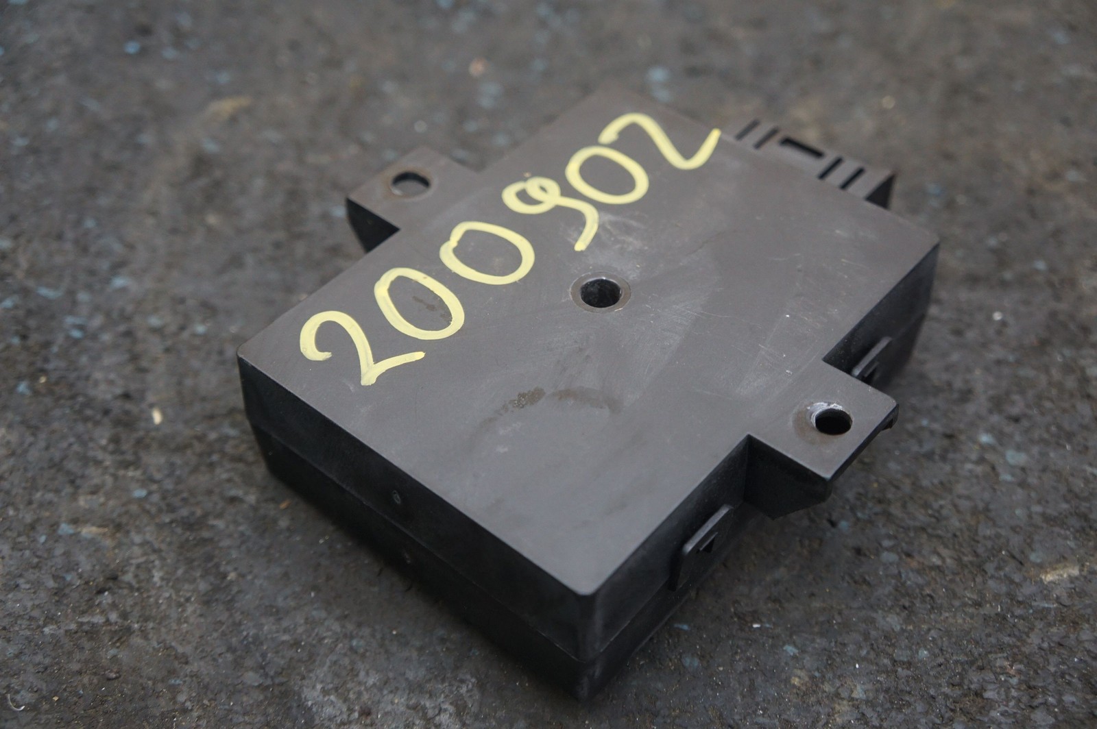 Headphone Output Audio Module ECU AD43-19A164-BB OEM Aston Martin Rapide 2010