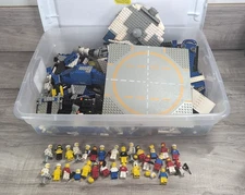 Lego Classic Space Set HUGE LOT  Legoland # 497 Galaxy Explorer and more