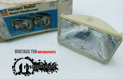 NOS Mopar Halogen Sealed Beam Headlamp Bulb Wagner Electric H4656