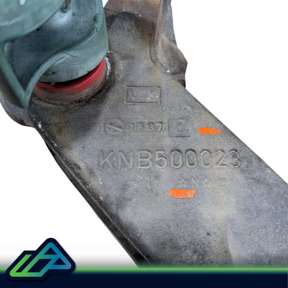 Land Rover Range Rover LR3 LR4 Tow Trailer Hitch Receiver KNB500023 No Key - Image 3 of 4