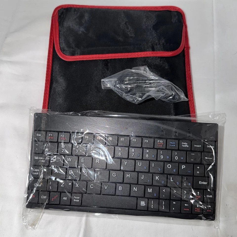 10" Inch Sleeve Carrying Case Cover Pouch Bag Handle for 10" Tablet Notebook - Image 4 of 4