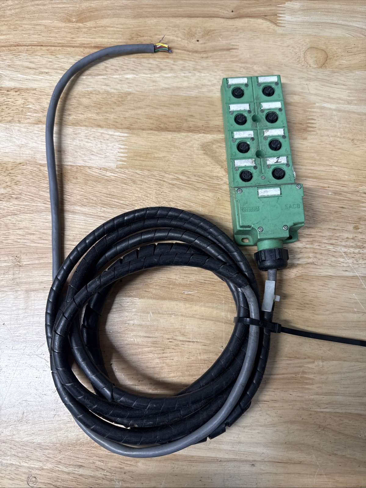 Phoenix Contact SACB-8/8-L-SC NPN Sensor Actuator Box 16-80-759