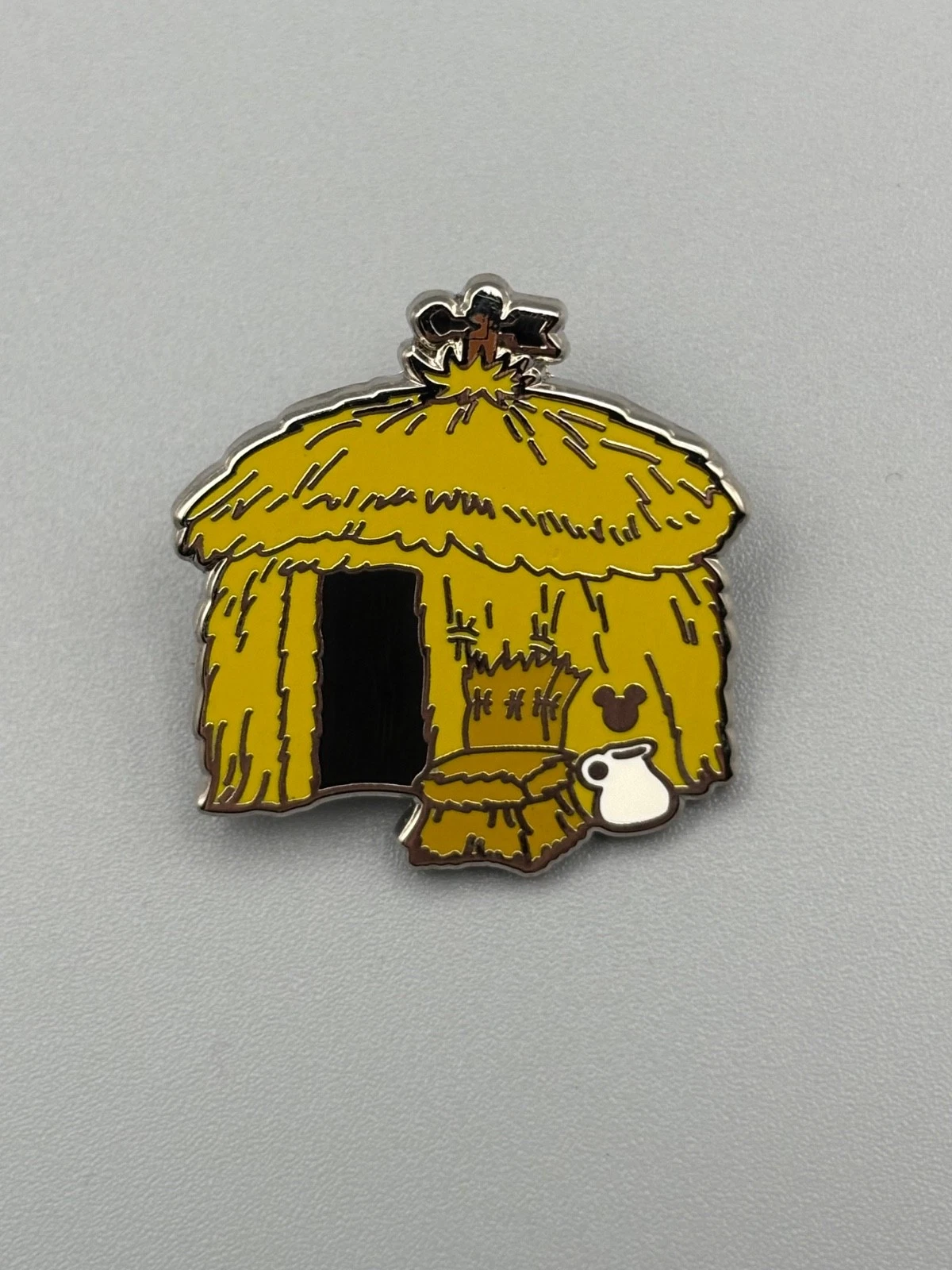 DISNEY TRADING PIN * THREE LITTLE PIGS * STRAW HOUSE * HIDDEN MICKEY * 2019