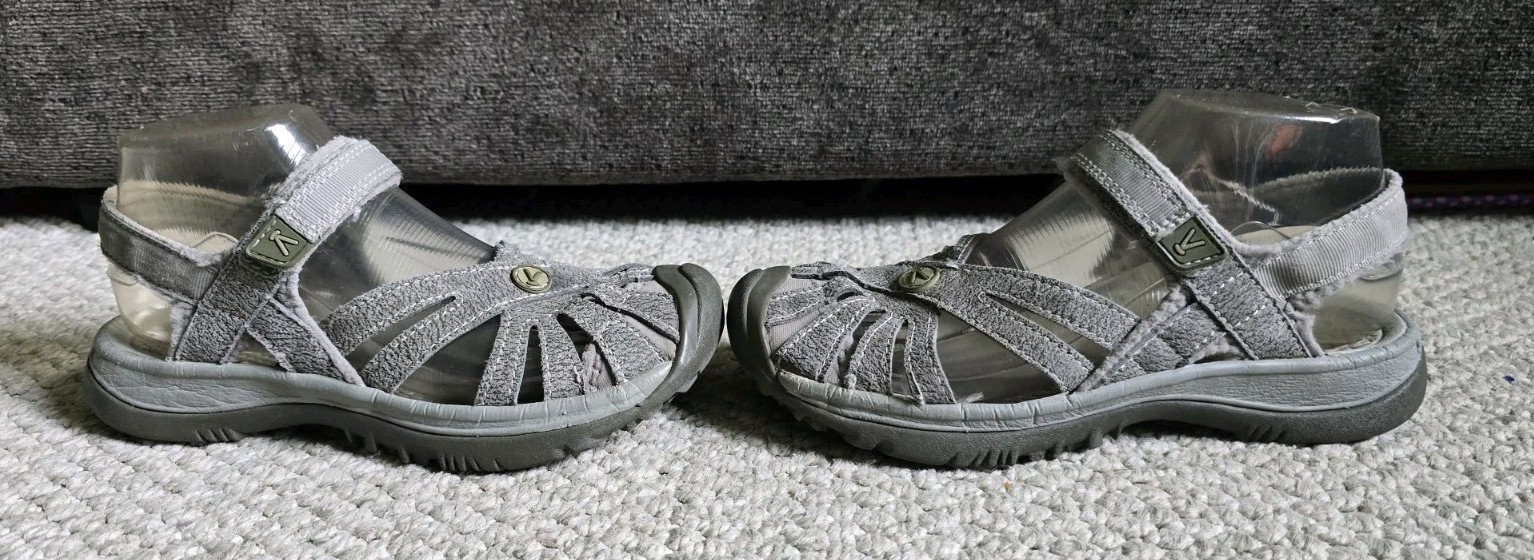 Sandali KEEN Rose Gargoyle Raven grigio donna taglia 7