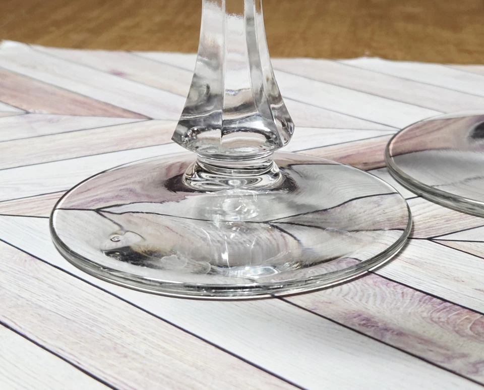 Juego De 4 Copas De Vino Arbys Navidad Acebo Berry Borde Dorado Tallo Foto 3 de 4