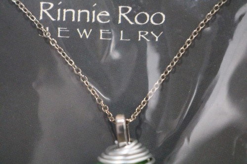Handcrafted Green Stone Pendant Necklace - Picture 13 of 19