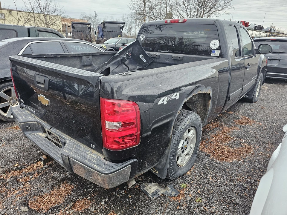 Used Front Left Door Window Regulator Front fits: 2009 Chevrolet Silverado 1500 - Image 2 of 4