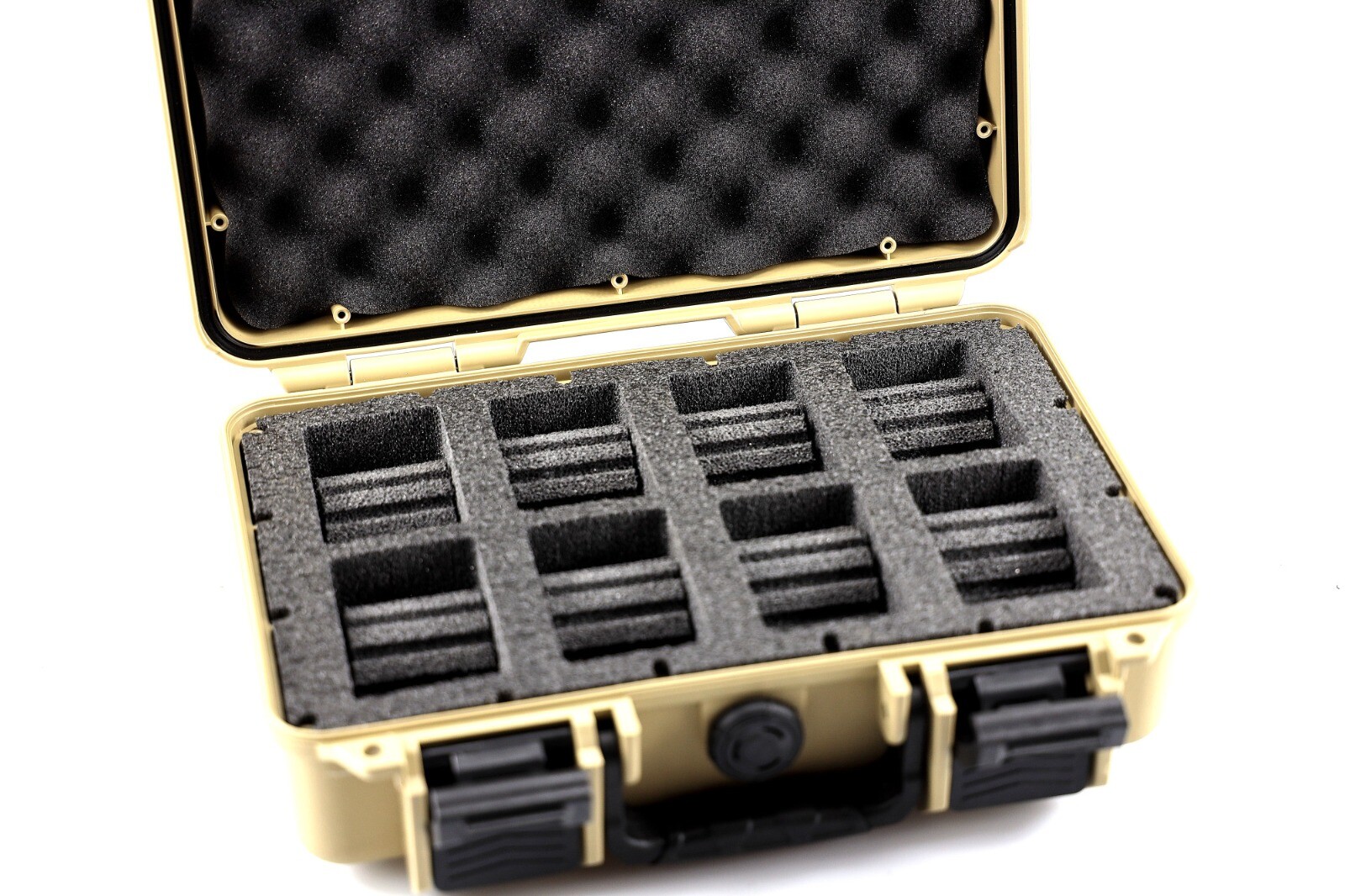 Кейсы, сумки Tan Armourcase includes Nanuk