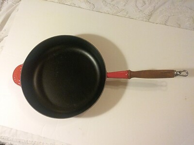Le Creuset #28 Flame Orange 11'' Cast Iron Fry Pan Skillet Wood Handle 
