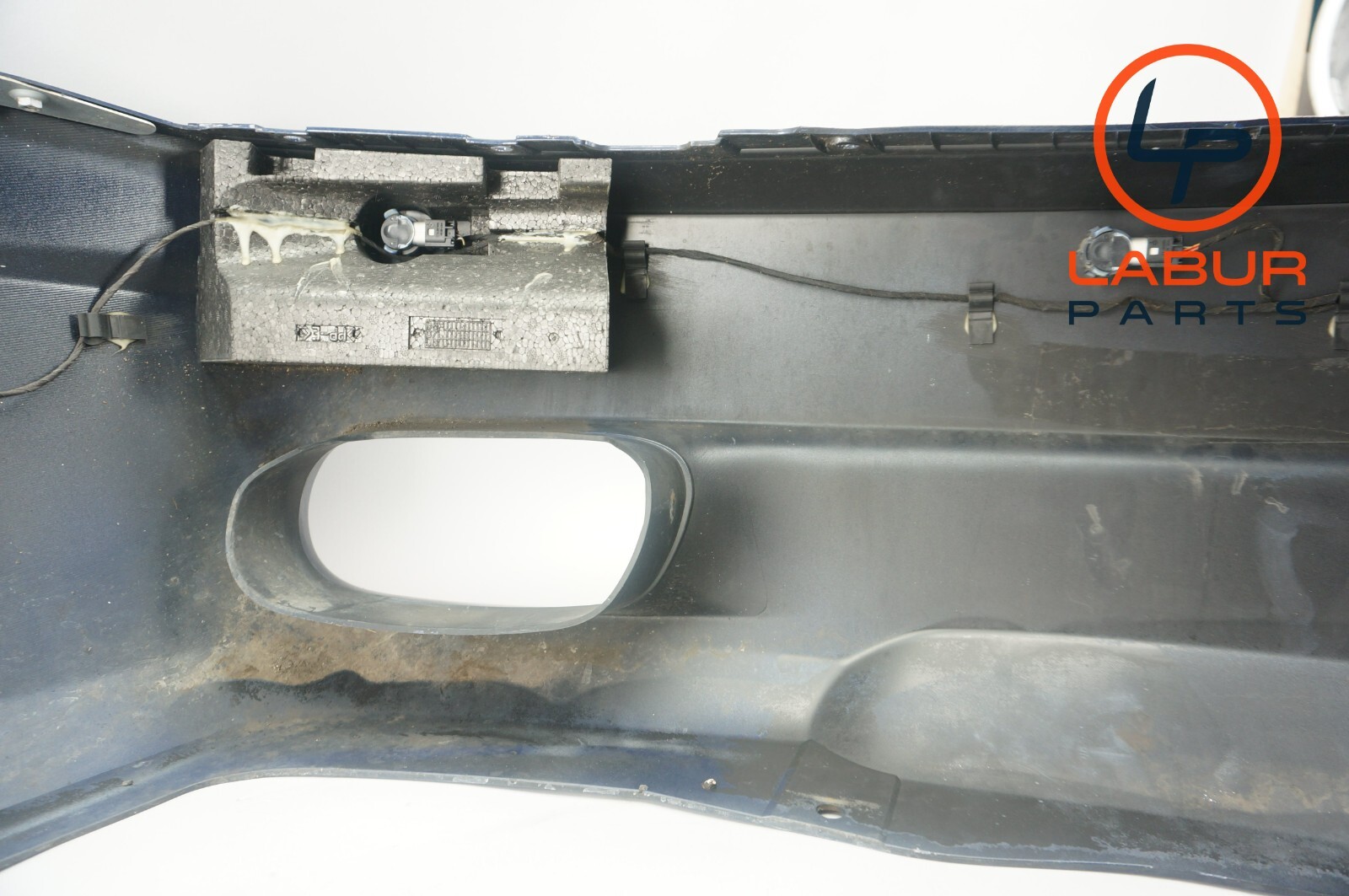 M139 03-08 Maserati Quattroporte Rear Bumper Cover w/ Sensors Blue BR387