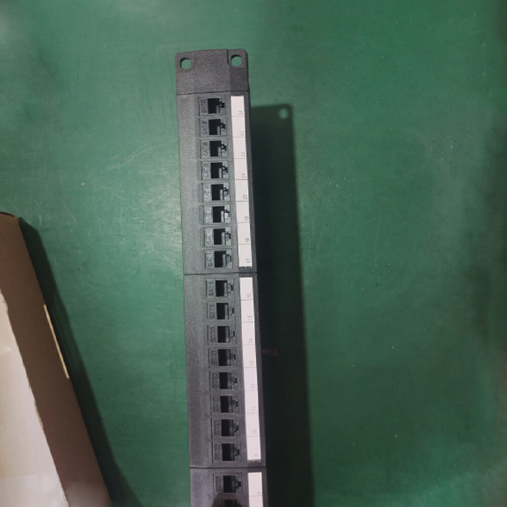 Mua DeleyCON CAT 6 Patch Panel Distribution Panel 24 Port - Desktop 19 Inch Rack Installation Server Mounting Rj45 Shielded Tia568a Tia568b Black B01n5ob4b2