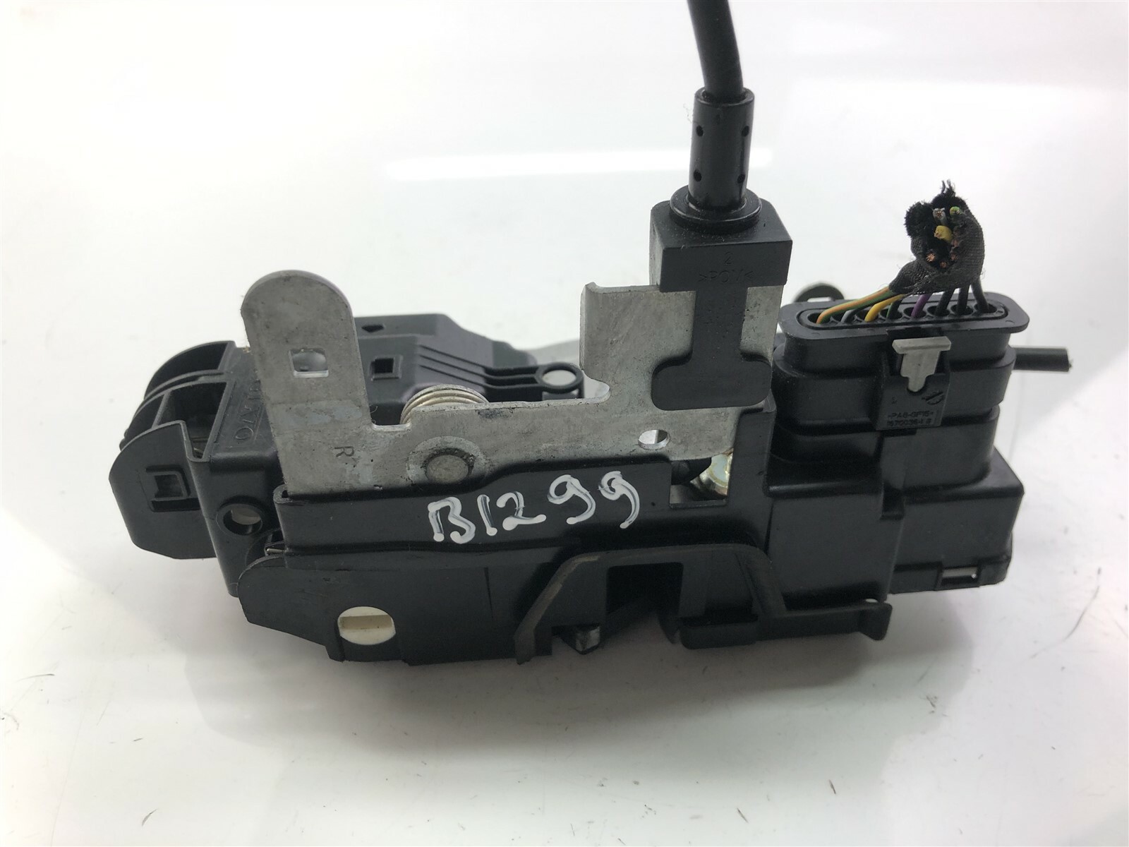 B1299 VOLVO DOOR LOCK 31440394 | eBay