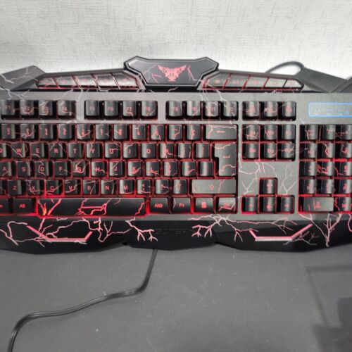 Gaming Keyboard Crack Lightning Graphics USB Connector Open Box